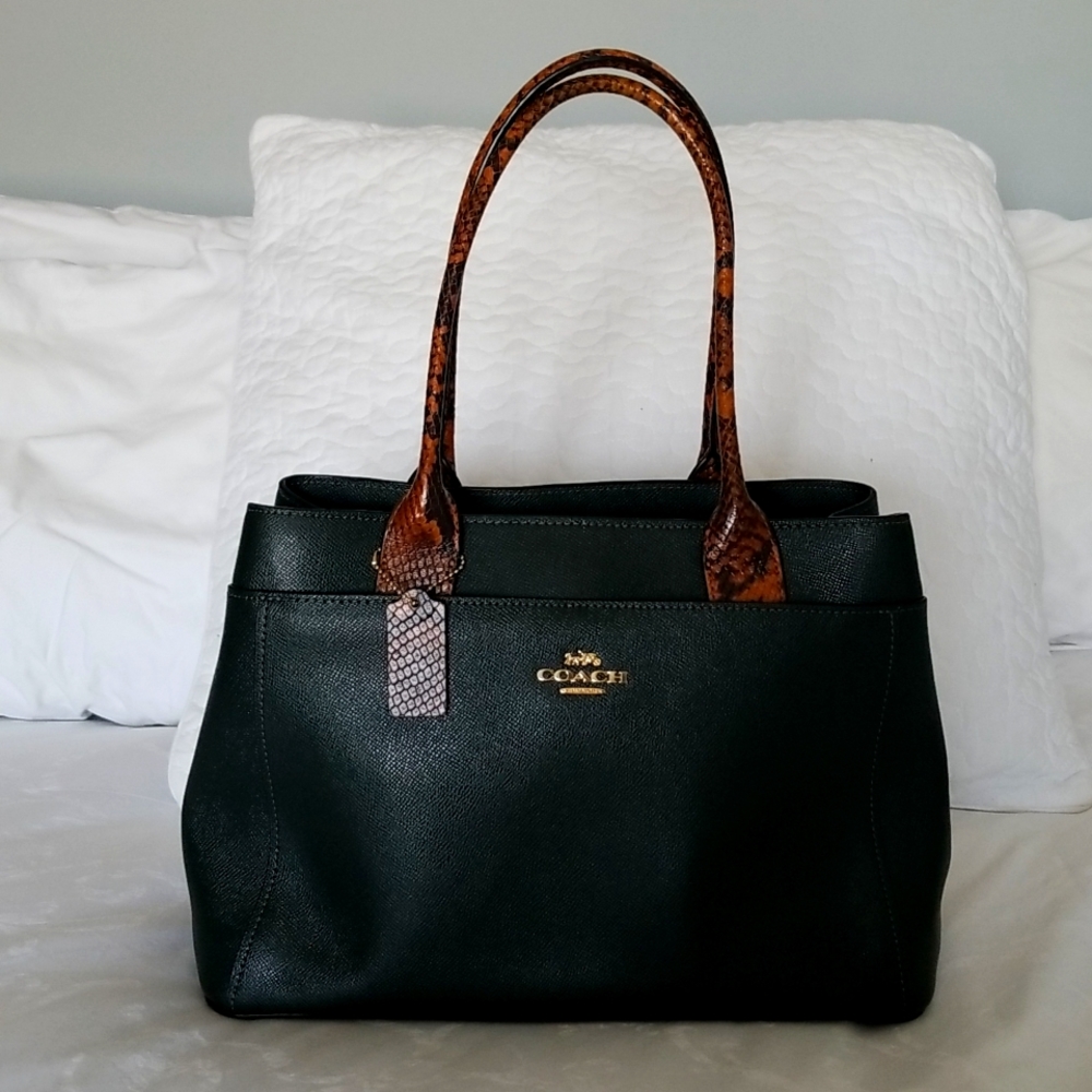 Coach Casey Tote In Forest Crossgrain Leather